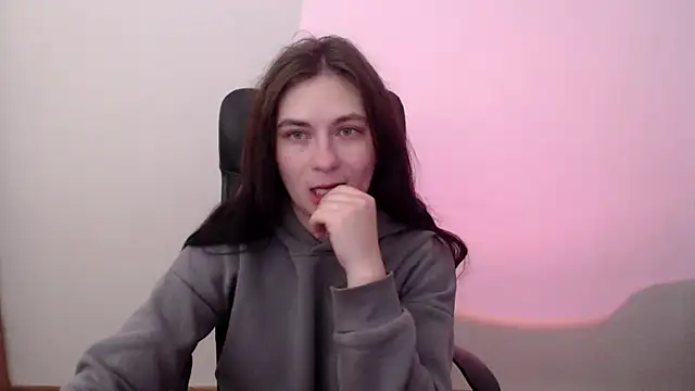 AmandaJi  online show from 4, 12, 2025