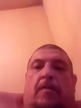 Snapshot of david799179 chatting on 24, 7, 2026 david799179 online show from 24, 7, 2026
