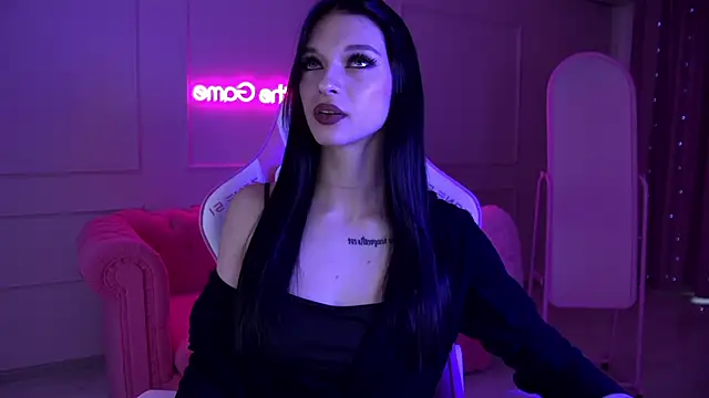 Snapshot of BeverlyMost chatting on 20, 2, 2025 BeverlyMost online show from 20, 2, 2025