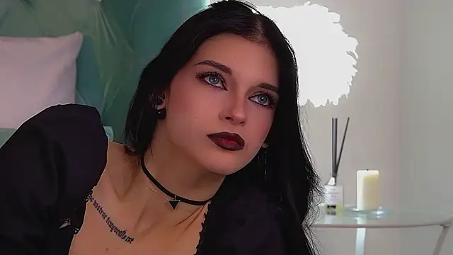 Snapshot of BeverlyMost chatting on 13, 9, 2025 BeverlyMost online show from 13, 9, 2025