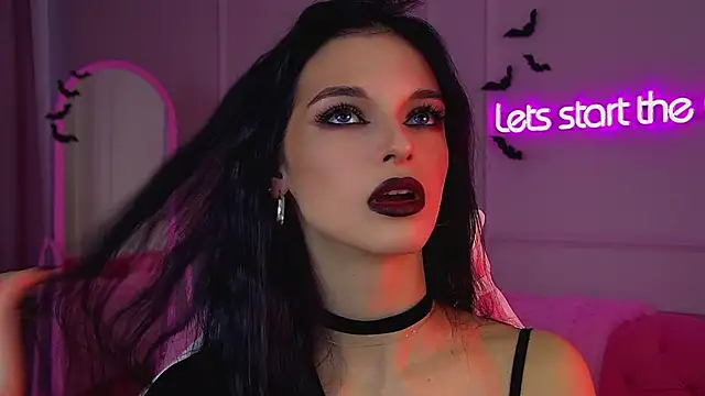 Snapshot of BeverlyMost chatting on 2, 11, 2025 BeverlyMost online show from 2, 11, 2025