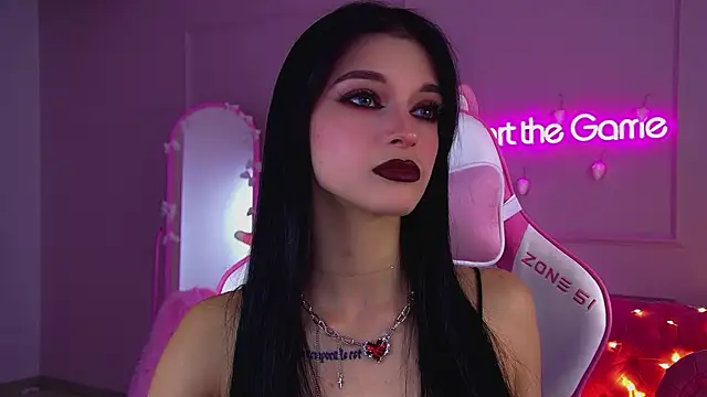 Snapshot of BeverlyMost chatting on 3, 12, 2025 BeverlyMost online show from 3, 12, 2025