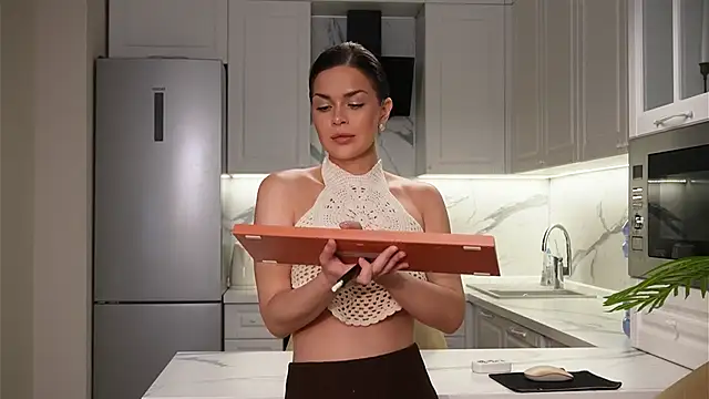 Snapshot of Sofa_01 chatting on 5, 12, 2025 Sofa 01 online show from 5, 12, 2025