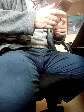 garibaldi1974 online show from 11, 11, 2025