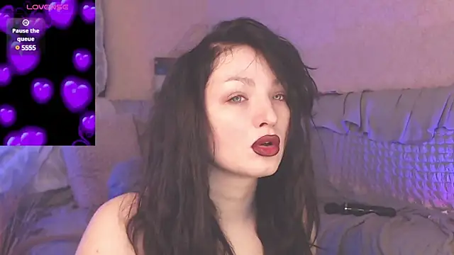 BritneyBarker online show from 28, 1, 2025