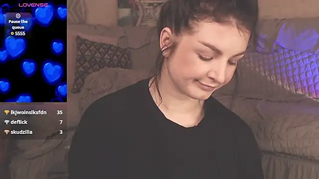 BritneyBarker online show from 9, 3, 2025