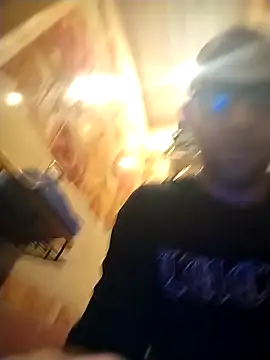 MaxDevilWhite online show from 10, 9, 2025