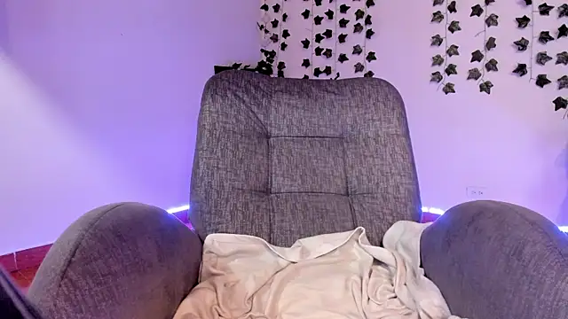 Snapshot of saray__jones chatting on 29, 1, 2025 saray jones online show from 29, 1, 2025