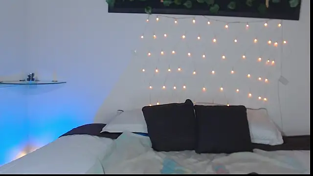 Snapshot of saray__jones chatting on 11, 3, 2025 saray jones online show from 11, 3, 2025