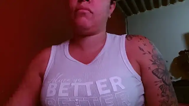 Snapshot of Tammyymilf chatting on 13, 10, 2025 Tammyymilf online show from 13, 10, 2025