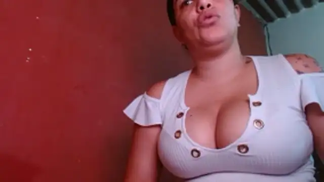 Snapshot of Tammyymilf chatting on 7, 11, 2025 Tammyymilf online show from 7, 11, 2025