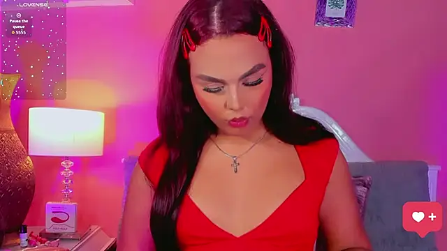 CamiiGarcia online show from 26, 11, 2025