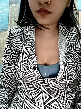 Snapshot of cute_IndianBabe chatting on 27, 11, 2025 cute IndianBabe online show from 27, 11, 2025