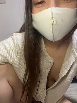Snapshot of anchan69 chatting on 8, 5, 2026 anchan69 online show from 8, 5, 2026