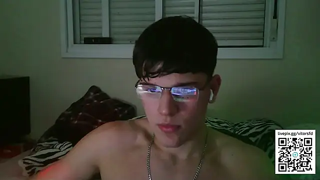 vitorsafado19 online show from 15, 9, 2025