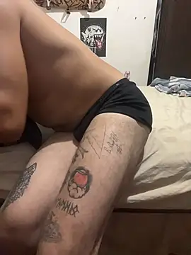 Snapshot of paullliliu chatting on 6, 10, 2025 paullliliu online show from 6, 10, 2025