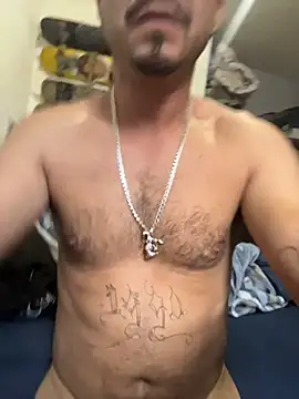 Snapshot of paullliliu chatting on 9, 10, 2025 paullliliu online show from 9, 10, 2025