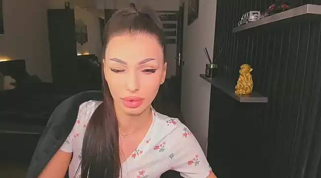 HelenShawn online show from 28, 1, 2025