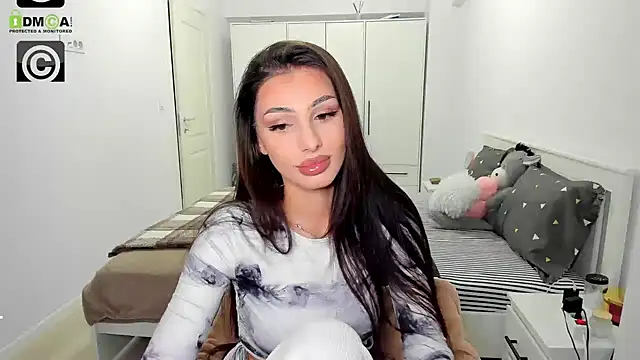 HelenShawn online show from 9, 11, 2025