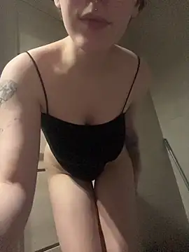 Molli Luv online show from 14, 1, 2026