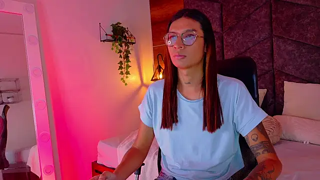 LauraaGomezz   online show from 16, 10, 2025