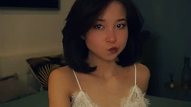 Snapshot of VeronaCritchlow chatting on 7, 2, 2025 VeronaCritchlow online show from 7, 2, 2025