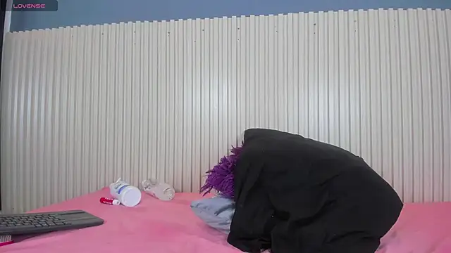 Snapshot of Madeline_Cooper08 chatting on 8, 2, 2025 Madeline Cooper08 online show from 8, 2, 2025