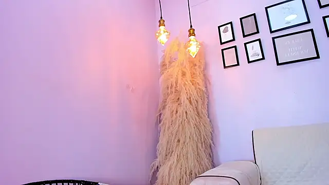 alana rossetti online show from 5, 3, 2025