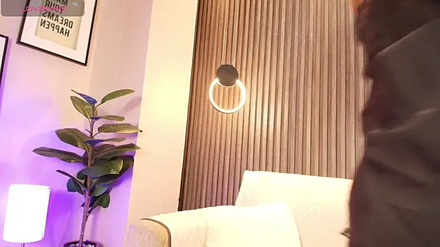 alana rossetti online show from 20, 4, 2026