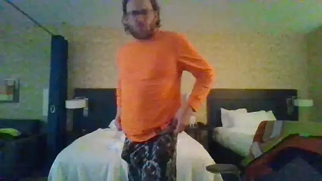 rrunner7718 online show from 23, 1, 2025