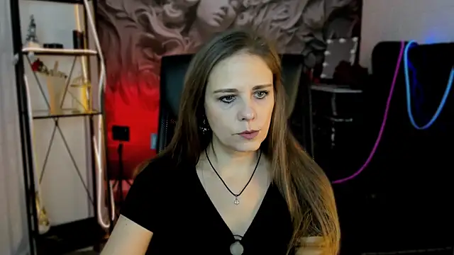 EmiliaBedy online show from 10, 3, 2025