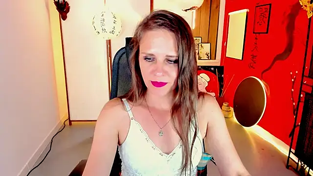 Snapshot of EmiliaBedy chatting on 3, 6, 2026 EmiliaBedy online show from 3, 6, 2026