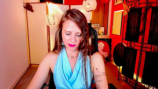 Snapshot of EmiliaBedy chatting on 8, 6, 2026 EmiliaBedy online show from 8, 6, 2026
