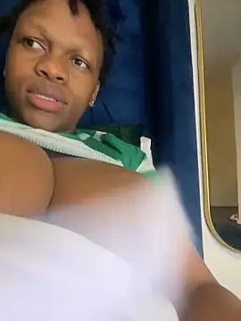 Snapshot of Boneca25 chatting on 18, 2, 2025 Boneca25 online show from 18, 2, 2025