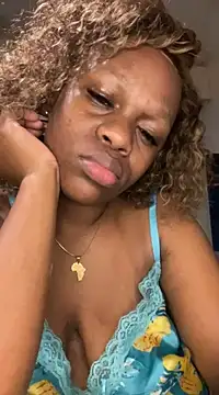 Snapshot of Boneca25 chatting on 27, 2, 2025 Boneca25 online show from 27, 2, 2025