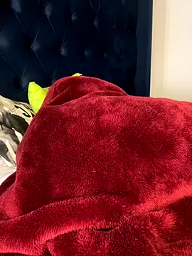 Snapshot of Boneca25 chatting on 18, 10, 2025 Boneca25 online show from 18, 10, 2025