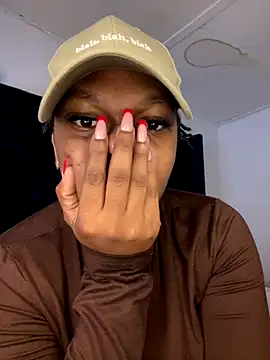 Snapshot of Boneca25 chatting on 19, 10, 2025 Boneca25 online show from 19, 10, 2025