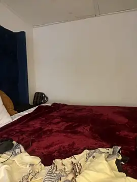 Snapshot of Boneca25 chatting on 8, 11, 2025 Boneca25 online show from 8, 11, 2025