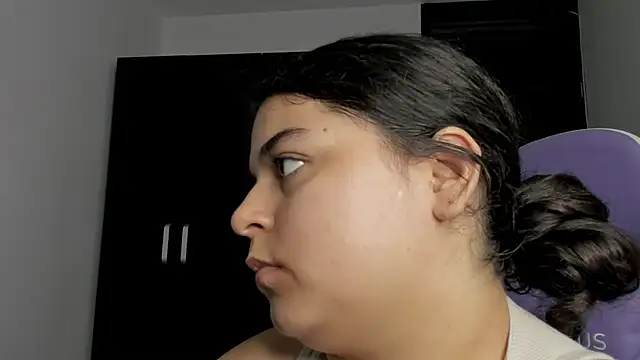 Snapshot of Little_Shaara chatting on 28, 1, 2025 Little Shaara online show from 28, 1, 2025