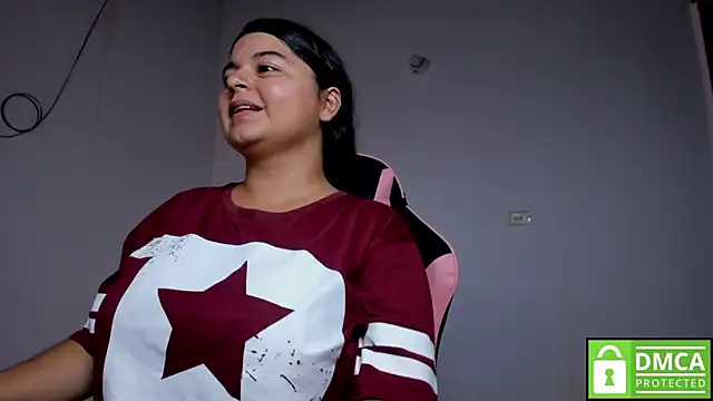 Snapshot of Little_Shaara chatting on 20, 10, 2025 Little Shaara online show from 20, 10, 2025