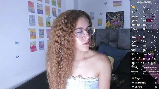 Snapshot of Isangel_ chatting on 5, 2, 2025 Isangel online show from 5, 2, 2025