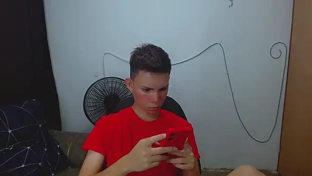 Alexxx lov online show from 17, 4, 2026