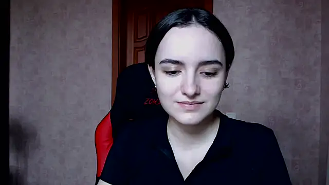 Snapshot of AmelieBanshee chatting on 27, 10, 2025 AmelieBanshee online show from 27, 10, 2025