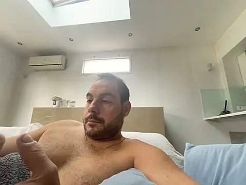 justeqqun online show from 10, 11, 2025