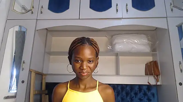 Snapshot of YoungDiva69 chatting on 6, 2, 2025 YoungDiva69 online show from 6, 2, 2025