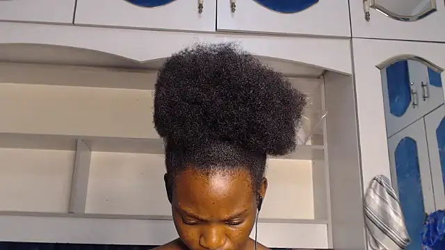 Snapshot of YoungDiva69 chatting on 22, 2, 2025 YoungDiva69 online show from 22, 2, 2025