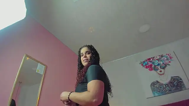 ninna curly online show from 24, 2, 2025