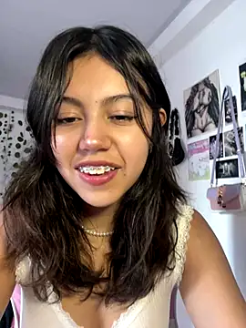 Snapshot of LiLy_kIndly chatting on 23, 11, 2025 LiLy kIndly online show from 23, 11, 2025