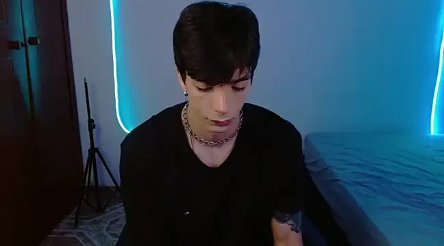 Snapshot of H3ll_B0I chatting on 27, 2, 2025 H3ll B0I online show from 27, 2, 2025