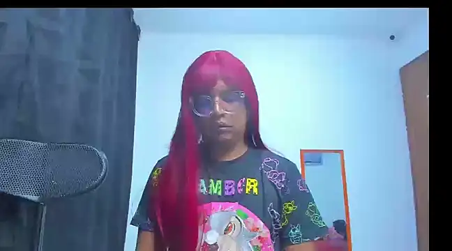 Snapshot of monsterdickcessy_22cm chatting on 20, 2, 2025 monsterdickcessy 22cm online show from 20, 2, 2025